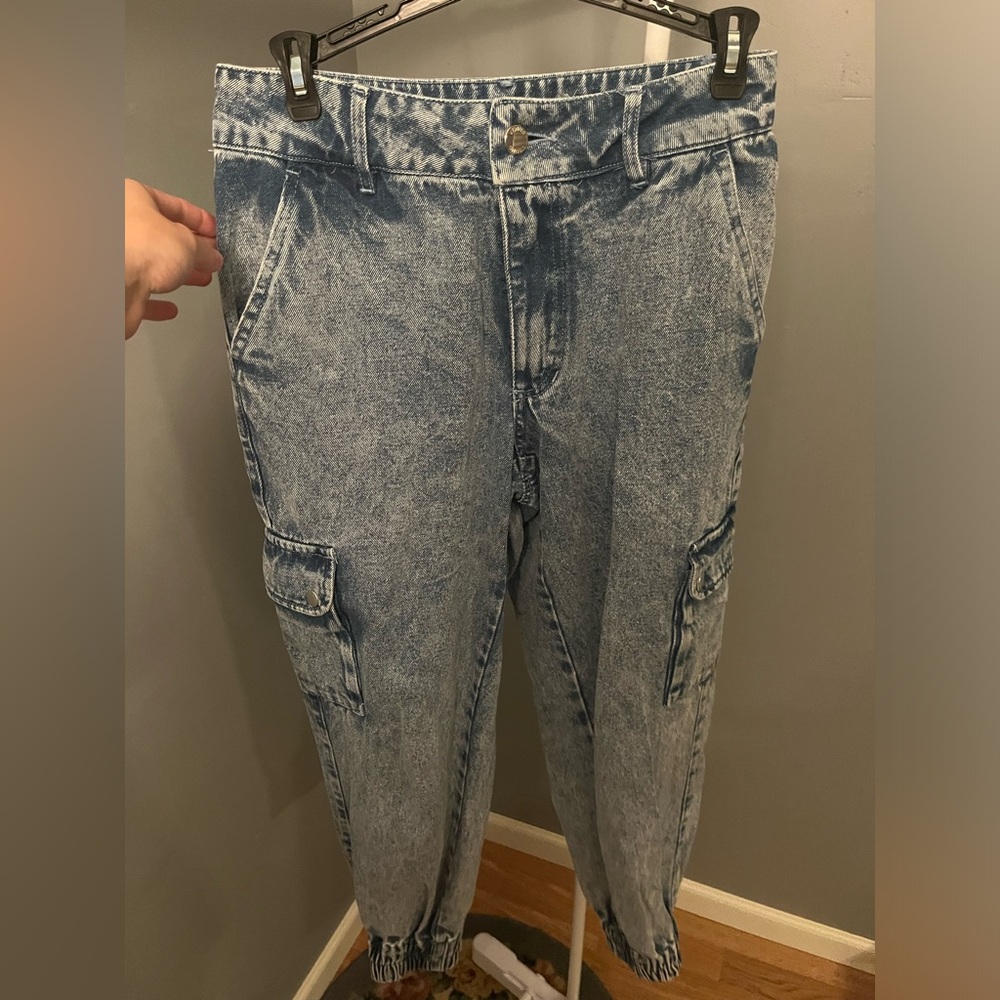 VENUS scrunched cargo denim jeans size 2